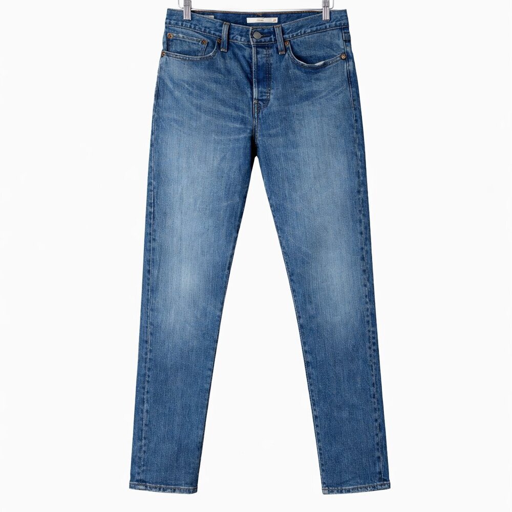 Levi’s Premium Wedgie Jeans Size 28 High Rise Medium Wash Denim 27 Inseam